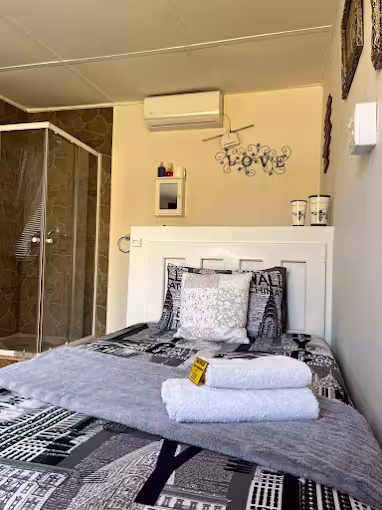 Martinique Guest House Accommodation in Kathu
